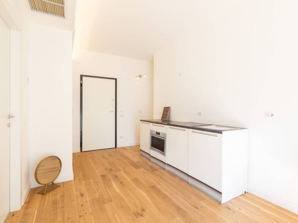appartamento in vendita a Milano in zona Isola