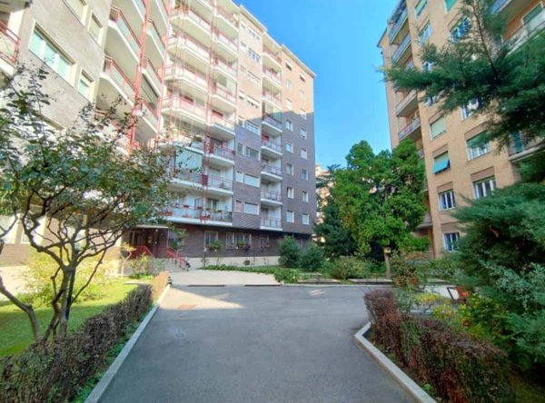 appartamento in vendita a Milano in zona San Siro