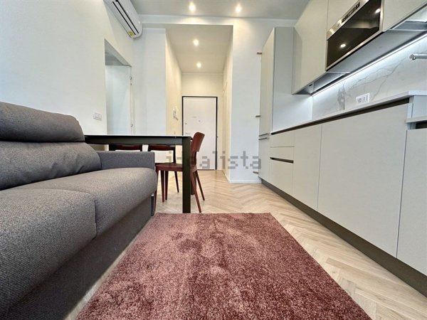 appartamento in vendita a Milano in zona Isola