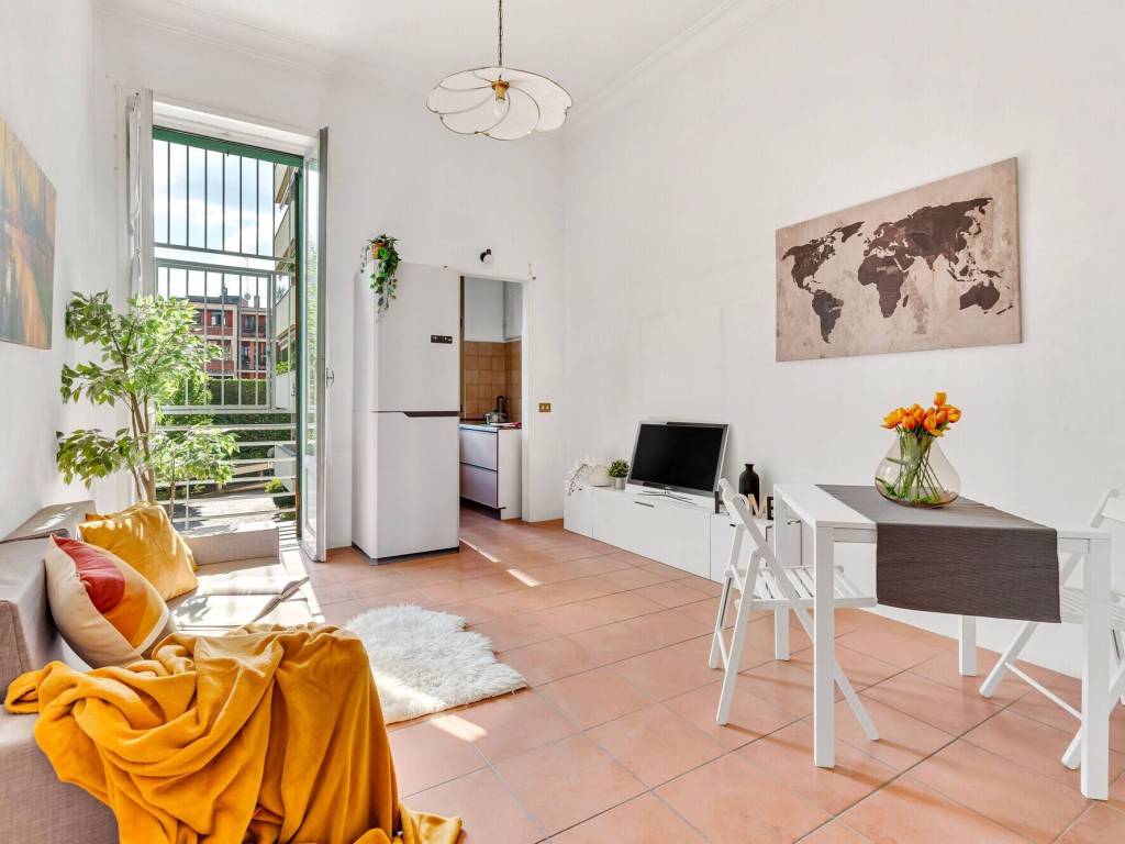 appartamento in vendita a Milano in zona Città Studi