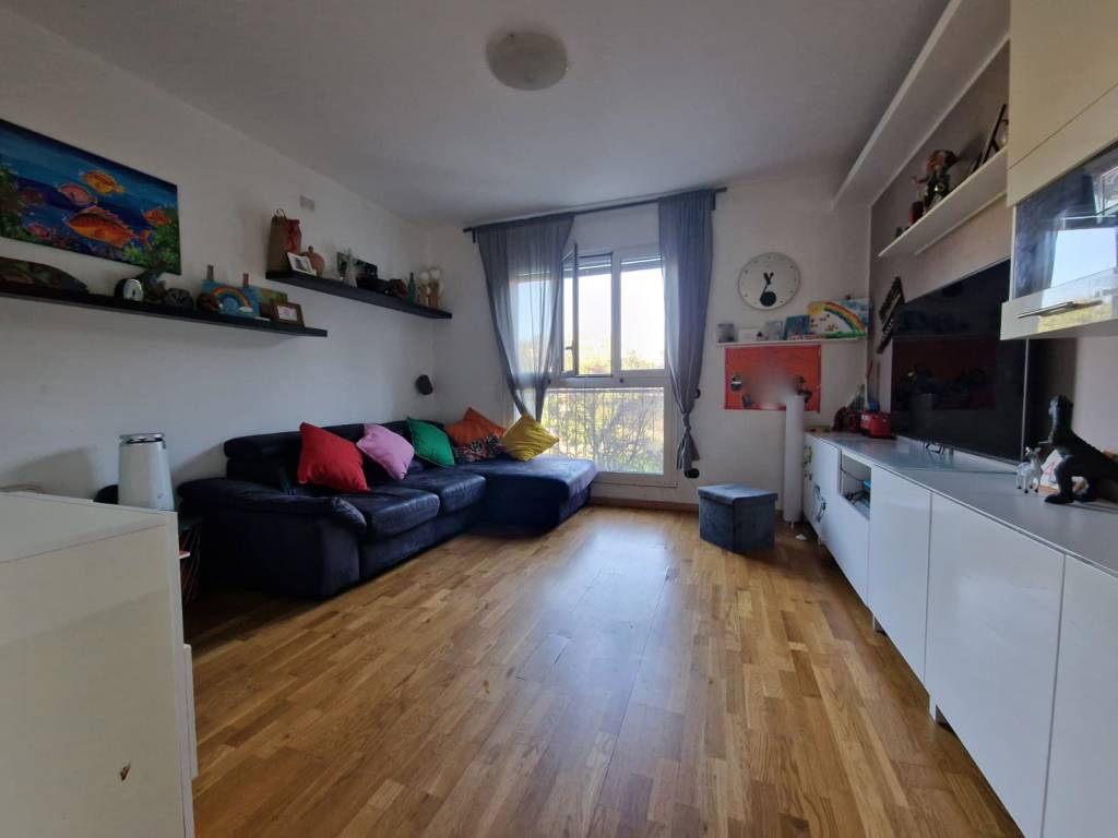 appartamento in vendita a Milano in zona Barona