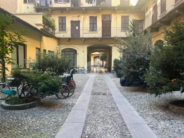 appartamento in vendita a Milano in zona XXII Marzo