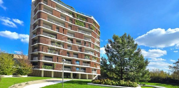 appartamento in vendita a Milano in zona XXII Marzo