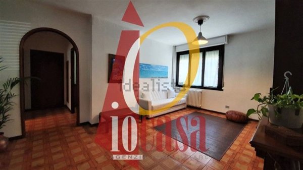 appartamento in vendita a Milano in zona Corvetto
