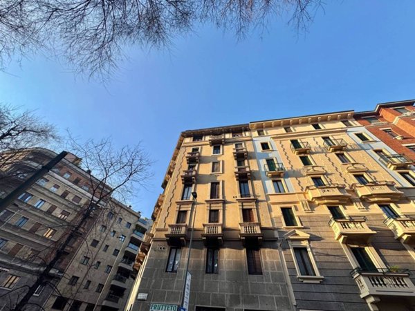 appartamento in vendita a Milano in zona Città Studi