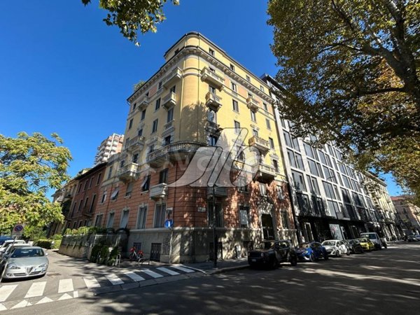 appartamento in vendita a Milano in zona Dergano
