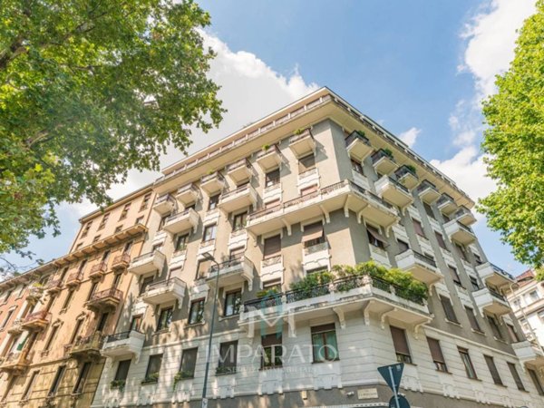 appartamento in vendita a Milano in zona Centro Direzionale