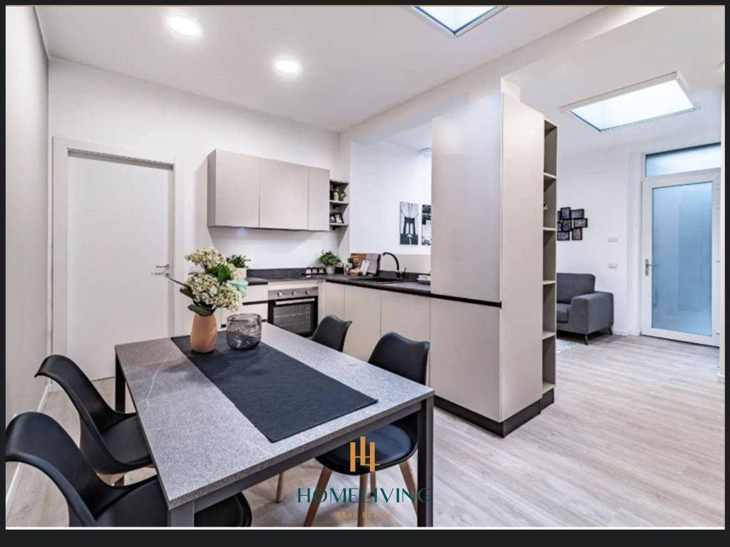 appartamento in vendita a Milano in zona Città Studi