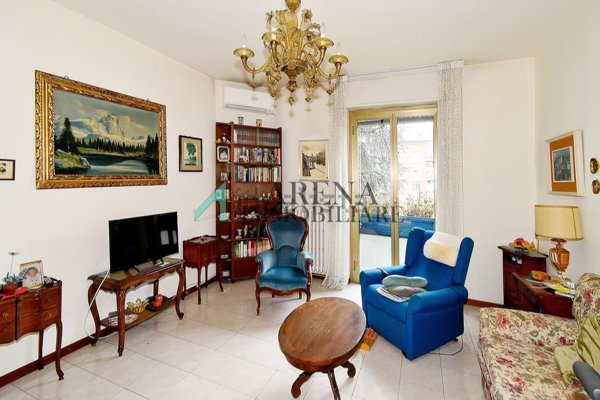 appartamento in vendita a Milano in zona Forlanini