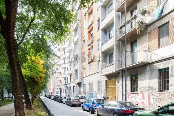 appartamento in vendita a Milano in zona Lambrate