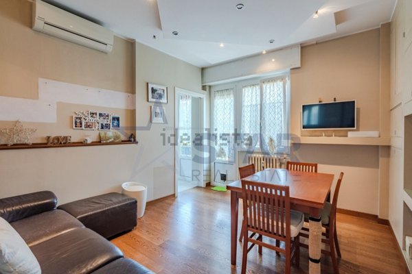 appartamento in vendita a Milano in zona Baggio