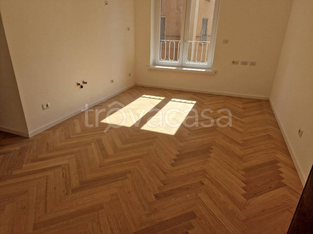 appartamento in vendita a Milano in zona Piazzale Lodi