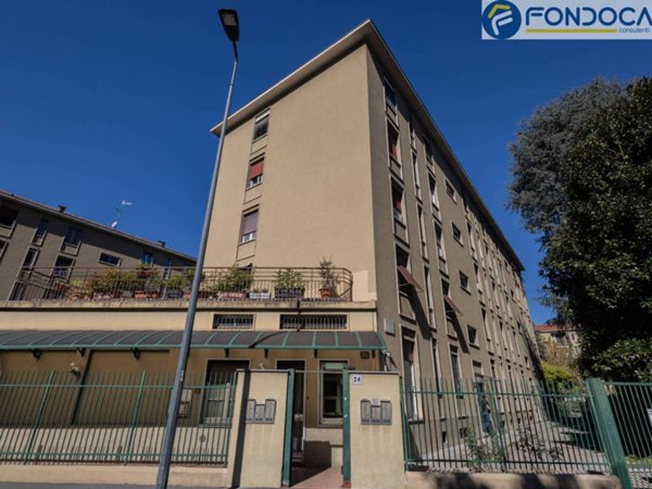 appartamento in vendita a Milano in zona Chiesa Rossa