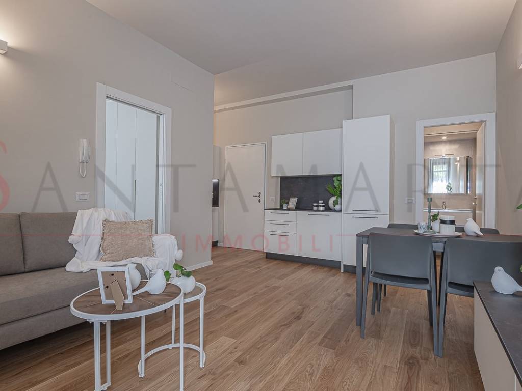 appartamento in vendita a Milano in zona Lorenteggio