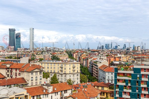 appartamento in vendita a Milano in zona Sempione