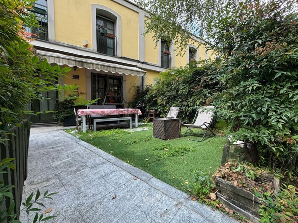appartamento in vendita a Milano in zona Stadera