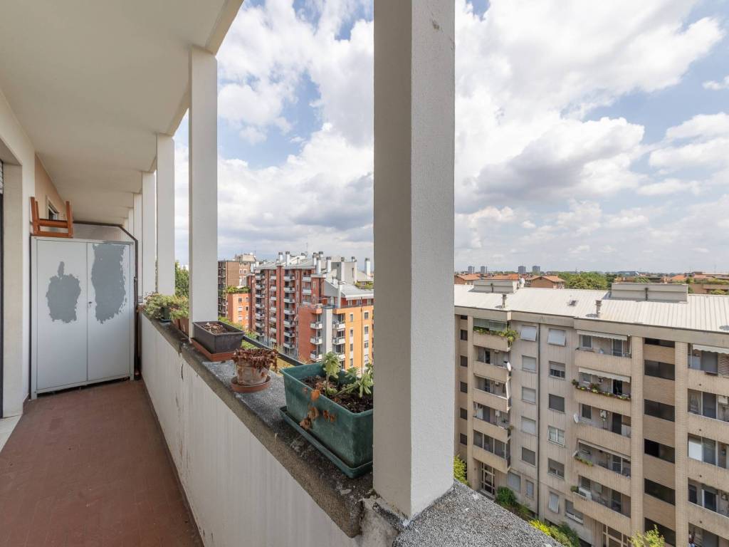 appartamento in vendita a Milano in zona Vigentino