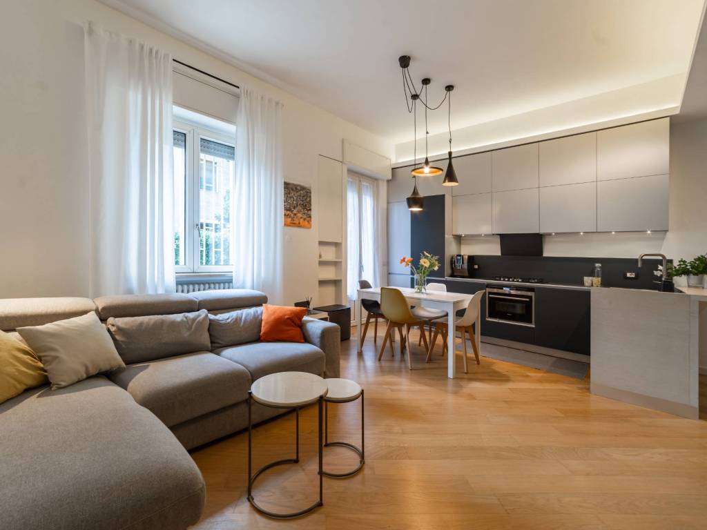 appartamento in vendita a Milano in zona Isola