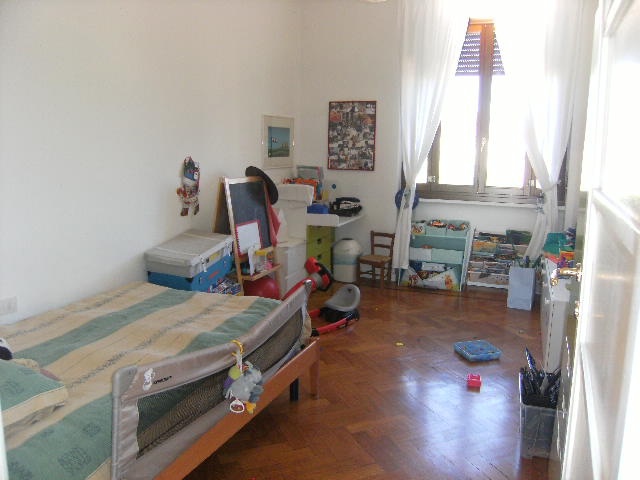 appartamento in vendita a Milano in zona Parco Solari