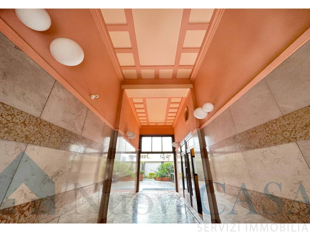 appartamento in vendita a Milano in zona Porta Romana