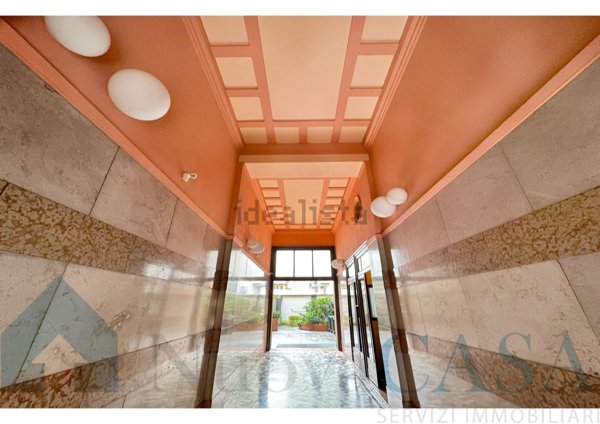 appartamento in vendita a Milano in zona Cinque Giornate