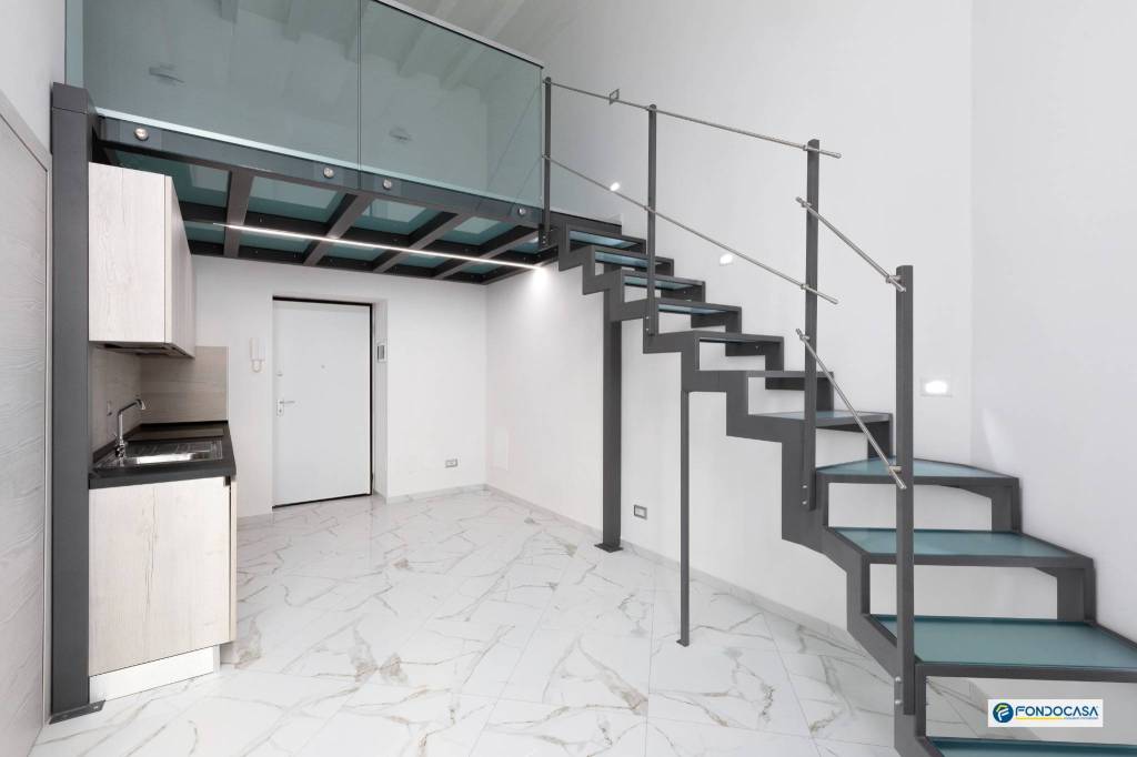 appartamento in vendita a Milano in zona Centro Direzionale