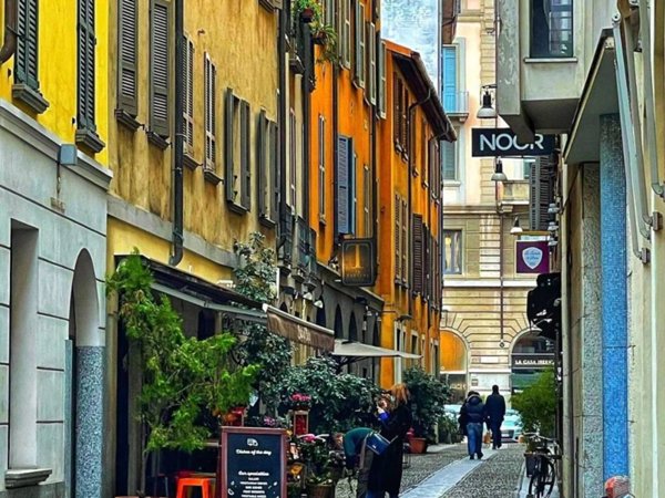 negozio in vendita a Milano in zona Porta Garibaldi