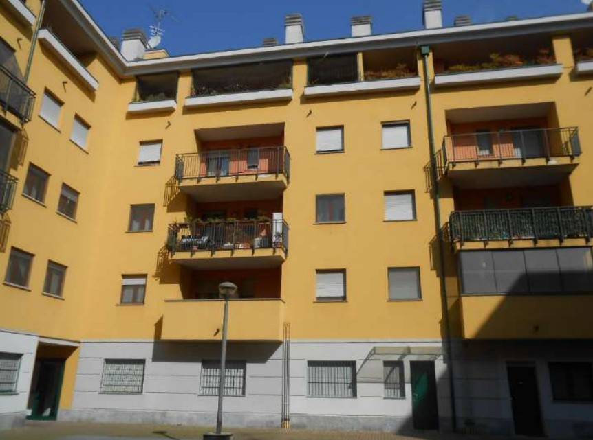 appartamento in vendita a Milano in zona Ponte Lambro
