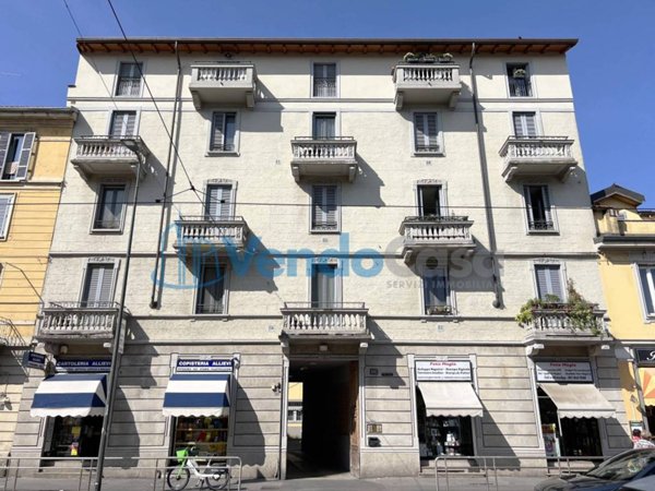 appartamento in vendita a Milano in zona Vigentino