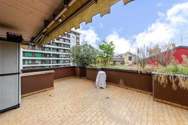 appartamento in vendita a Milano in zona Vigentino