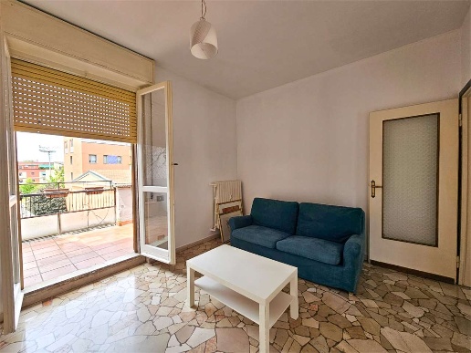 appartamento in vendita a Milano in zona Vigentino