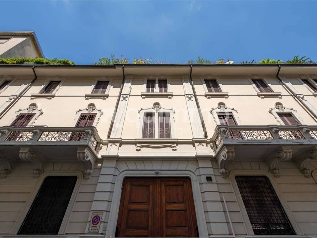 appartamento in vendita a Milano in zona Sempione