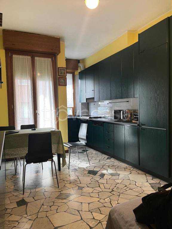appartamento in vendita a Milano in zona Rogoredo