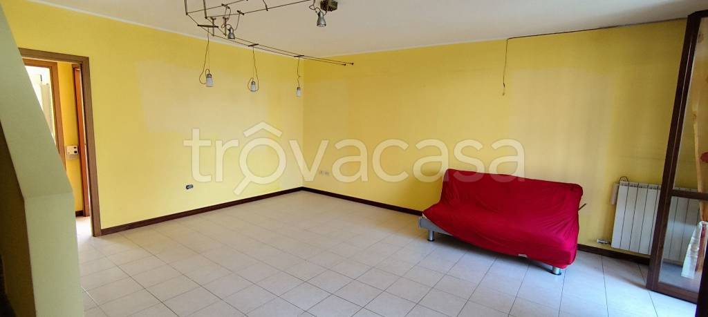 casa indipendente in vendita a Milano in zona Gratosoglio