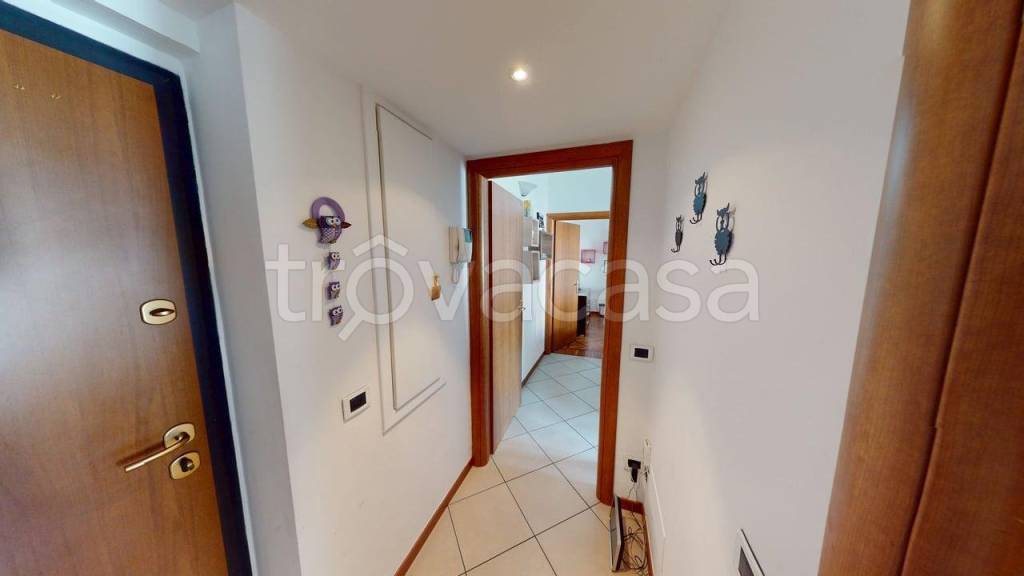 appartamento in vendita a Milano in zona Porta Garibaldi