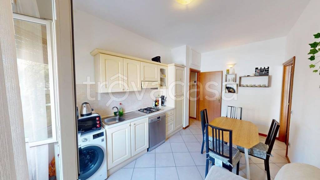 appartamento in vendita a Milano in zona Porta Garibaldi