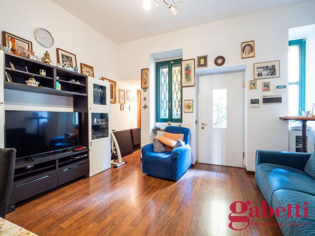 appartamento in vendita a Milano in zona Rogoredo