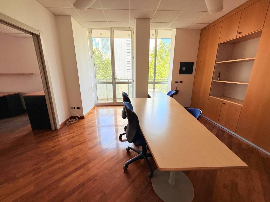appartamento in vendita a Milano in zona Centro Direzionale