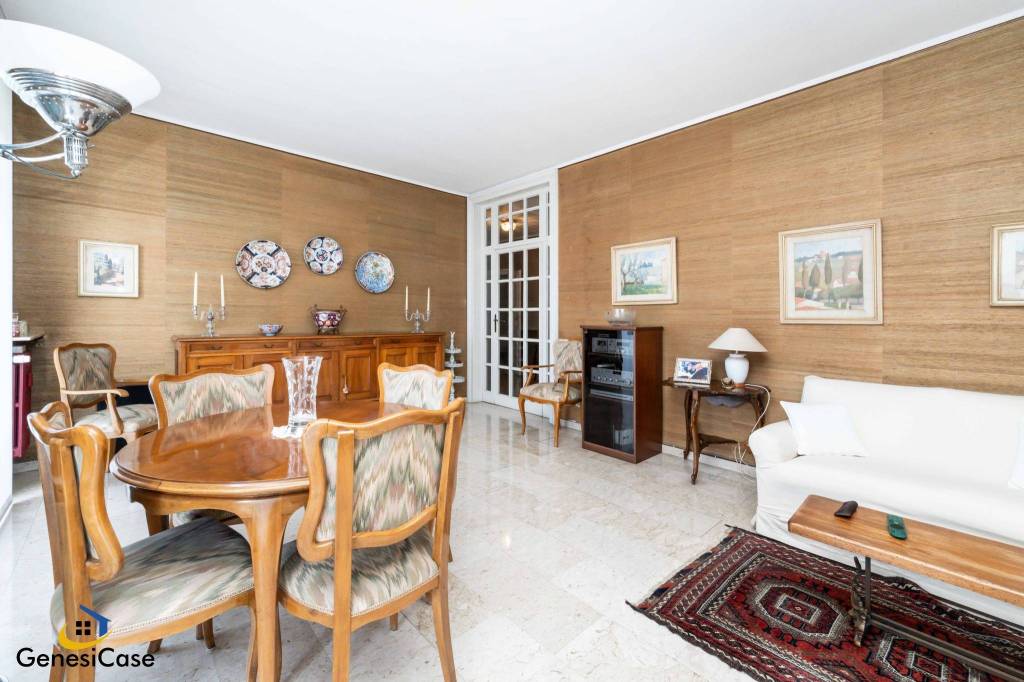 appartamento in vendita a Milano in zona Maggiolina