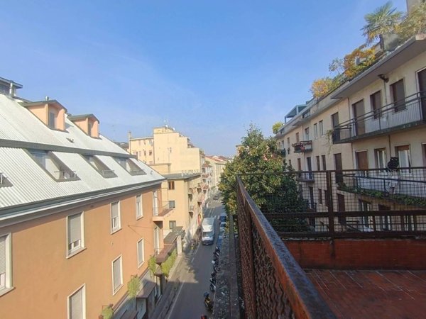 appartamento in vendita a Milano in zona Solari