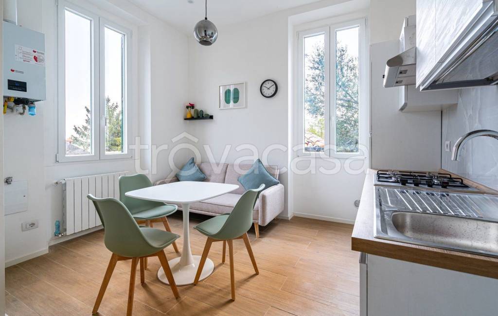 appartamento in vendita a Milano in zona Gratosoglio