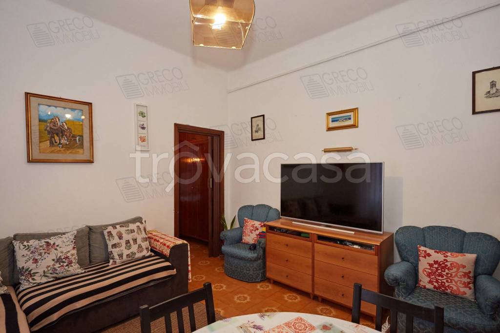appartamento in vendita a Milano in zona Cascina dei Pomi