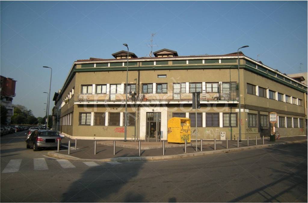 appartamento in vendita a Milano in zona Rogoredo