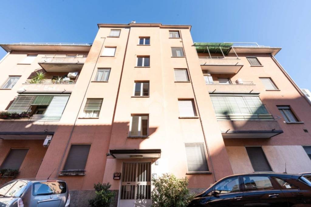 appartamento in vendita a Milano in zona Vigentino