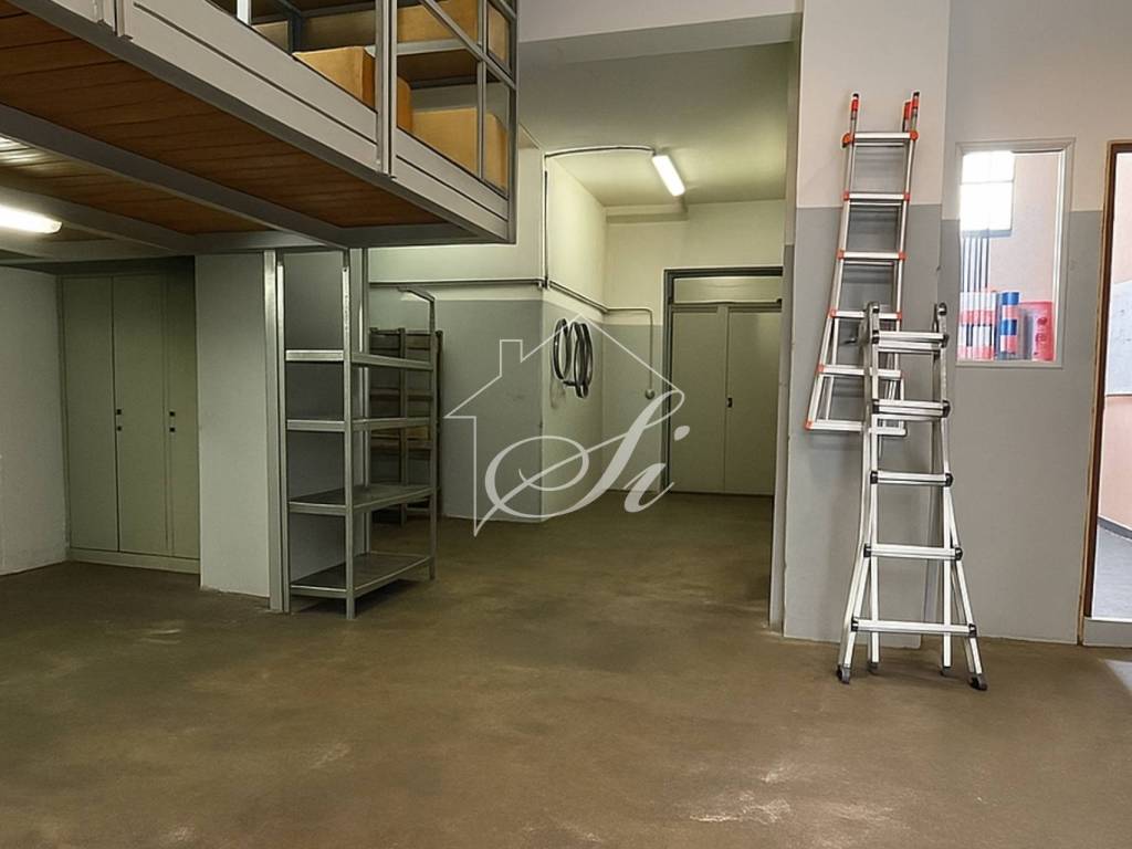 negozio in vendita a Milano