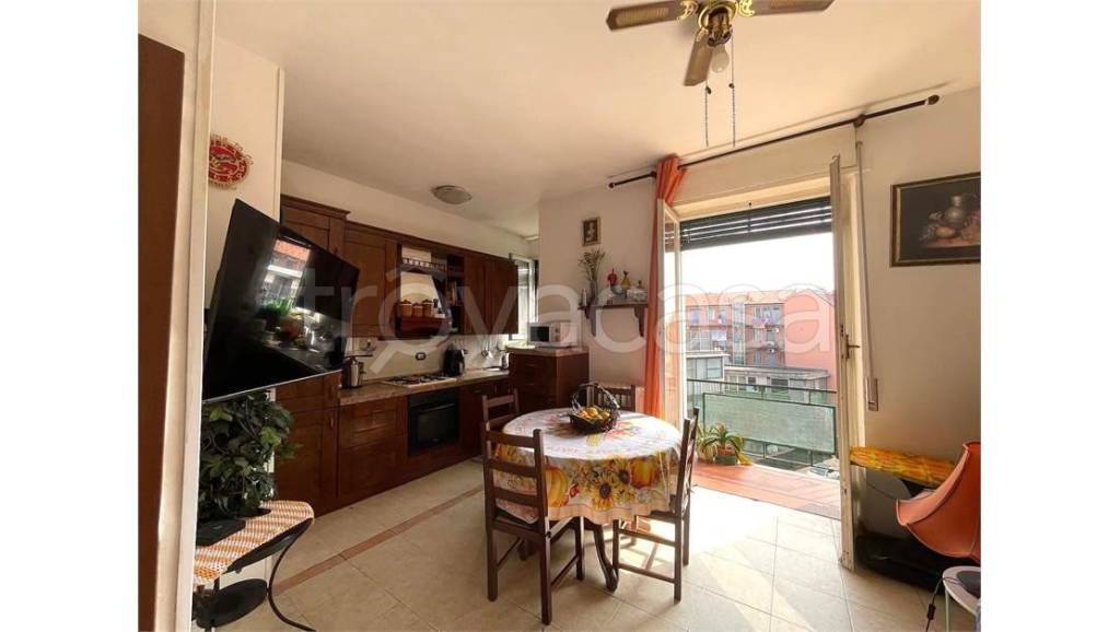 appartamento in vendita a Milano in zona Dergano