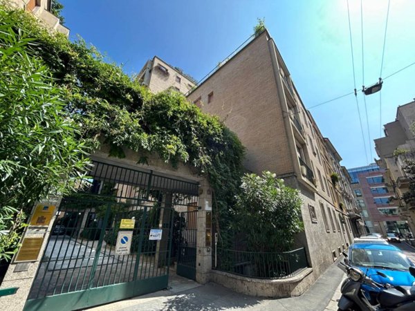 appartamento in vendita a Milano in zona Porta Romana