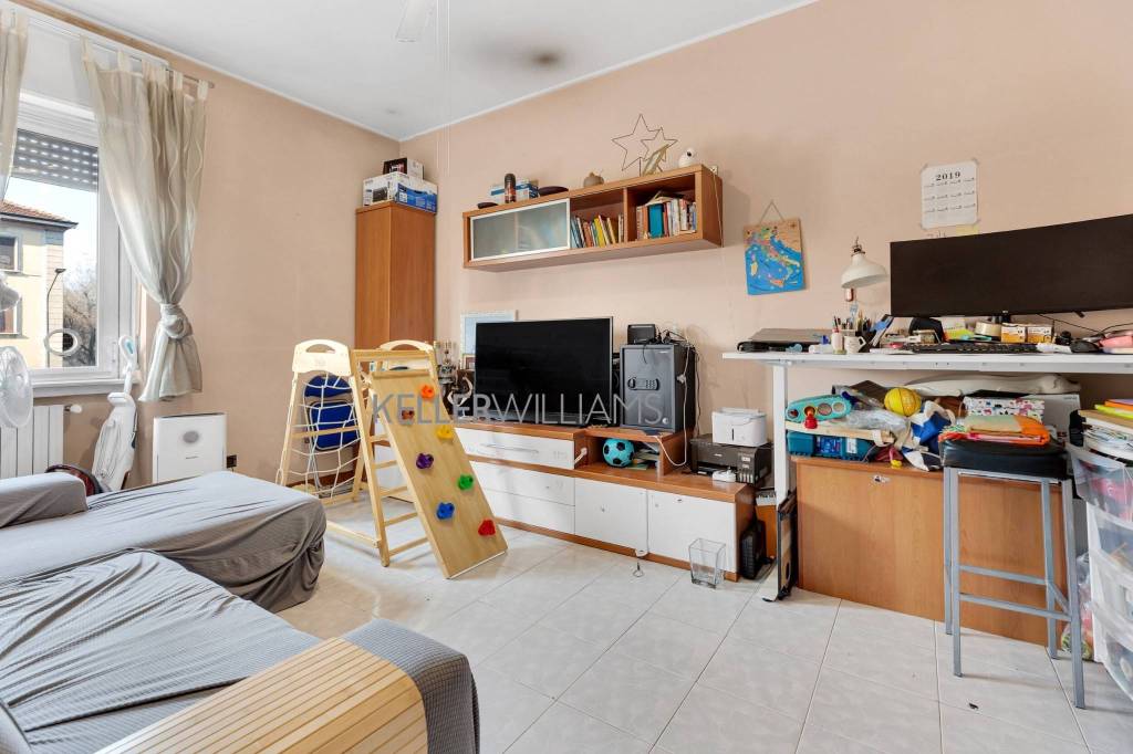 appartamento in vendita a Milano in zona Ghisolfa