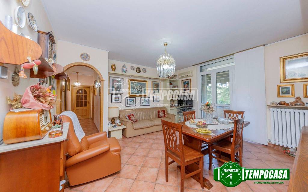 appartamento in vendita a Milano in zona QT8