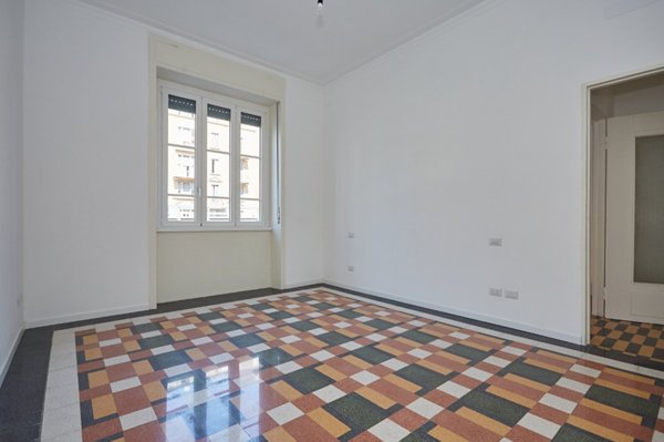 appartamento in vendita a Milano in zona Cagnola